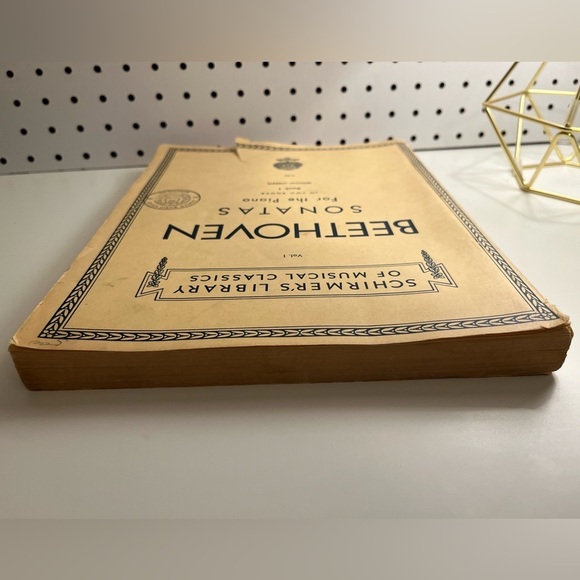 Beethoven Sonatas for the Piano, Book 1" from Schirmer's Library of Music - Picture 2 of 16